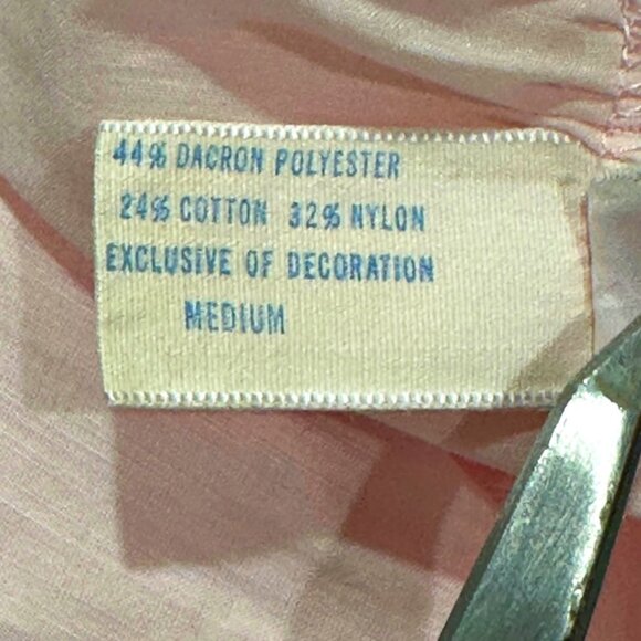 Vintage Heiress Bed Jacket Size M Pink Embroidery Cotton Blend Delicate Feminine - Picture 9 of 10